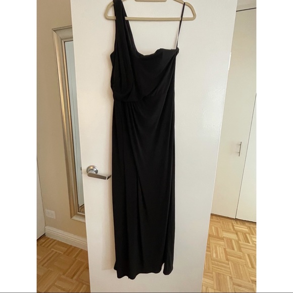 Laundry by Shelli Segal - Black Gown size 12 - Picture 5 of 9